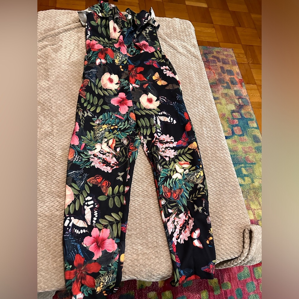 NWT H&M jumpsuit with zipper back